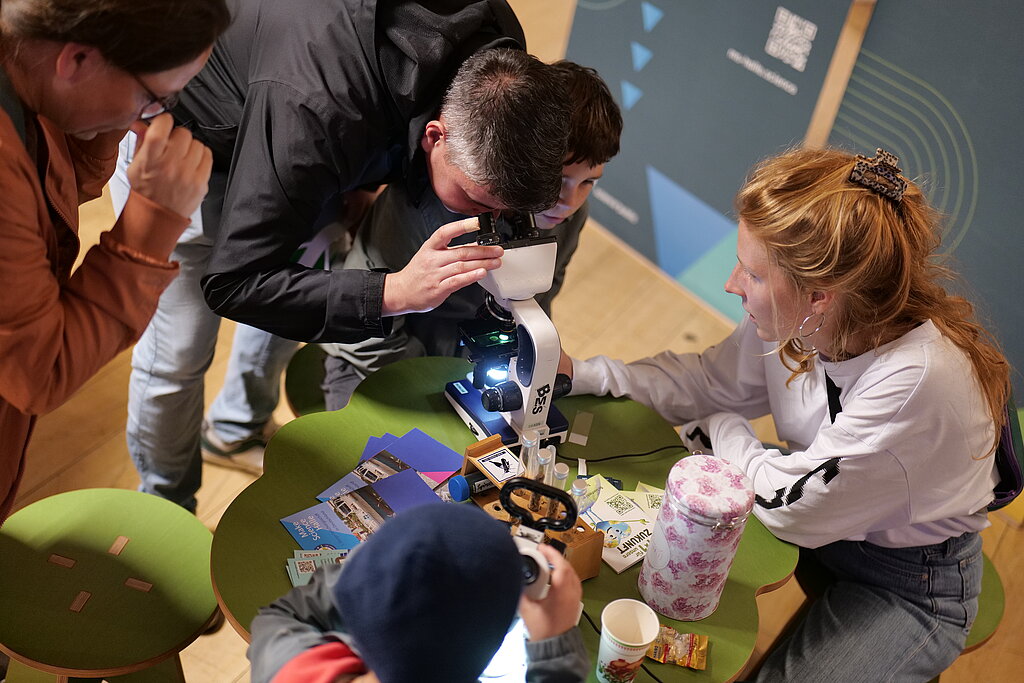 Forschung zum Mitmachen: Make Science Halle beim SILBERSALZ Festival